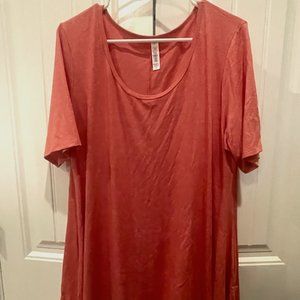 🔥🔥🔥 LuLaRoe Perfect Tee